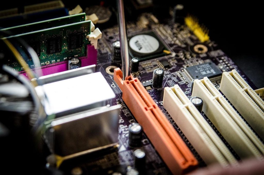 Laptop reparatie service - Een nieuwe kans voor uw oude laptop met professionele technici van Yorcom.nl